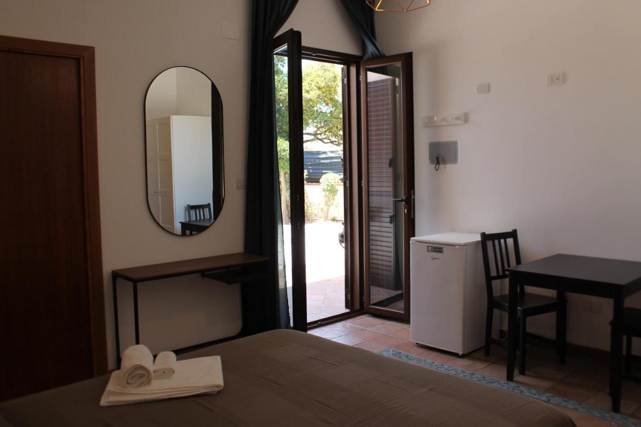 B&B Nettuno סן לאונה מראה חיצוני תמונה