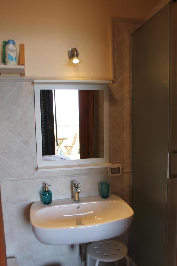 B&B Nettuno סן לאונה מראה חיצוני תמונה