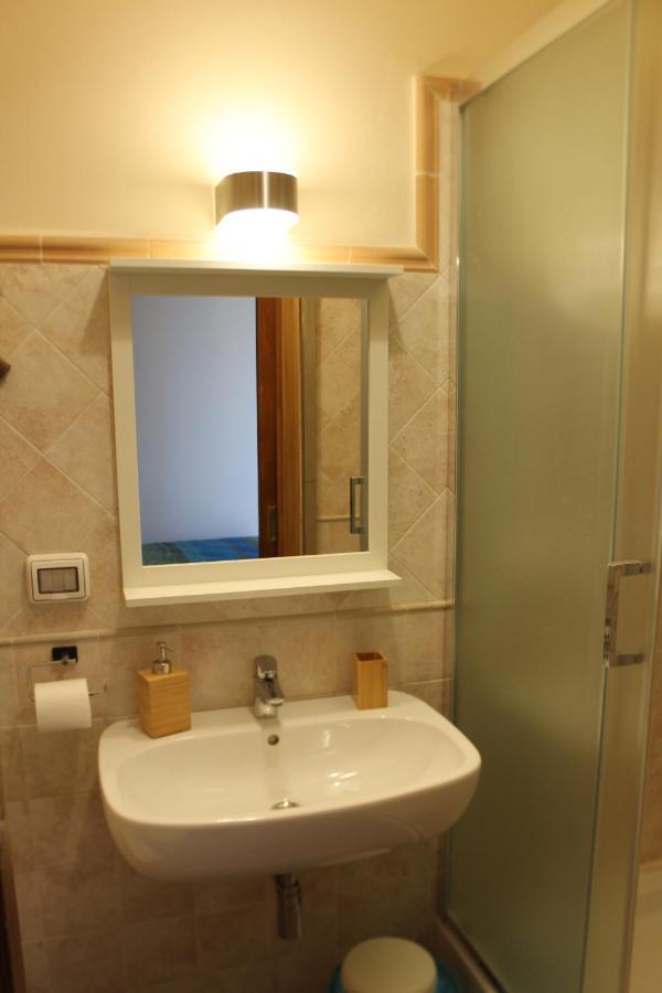 B&B Nettuno סן לאונה מראה חיצוני תמונה