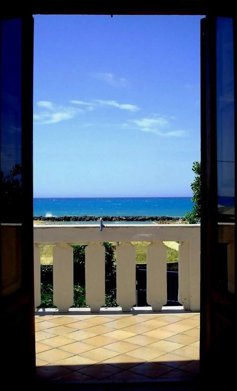 B&B Nettuno סן לאונה מראה חיצוני תמונה