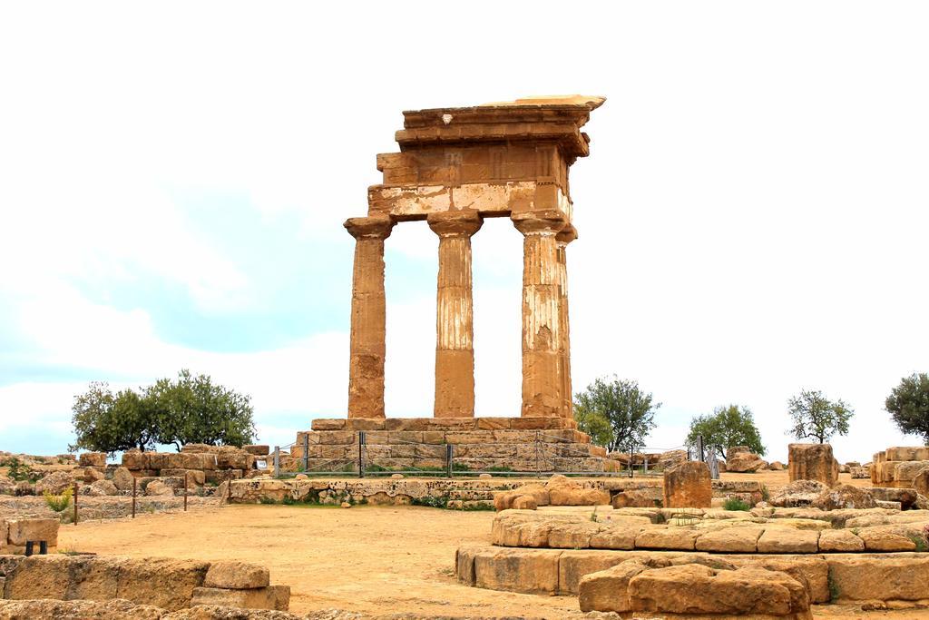 B&B Nettuno סן לאונה מראה חיצוני תמונה