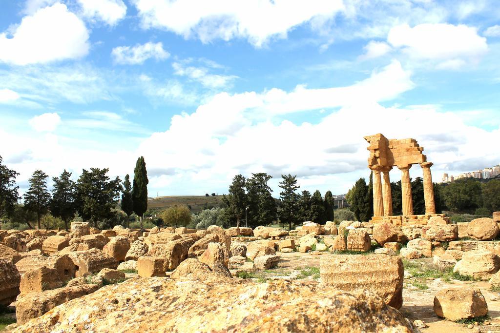 B&B Nettuno סן לאונה מראה חיצוני תמונה