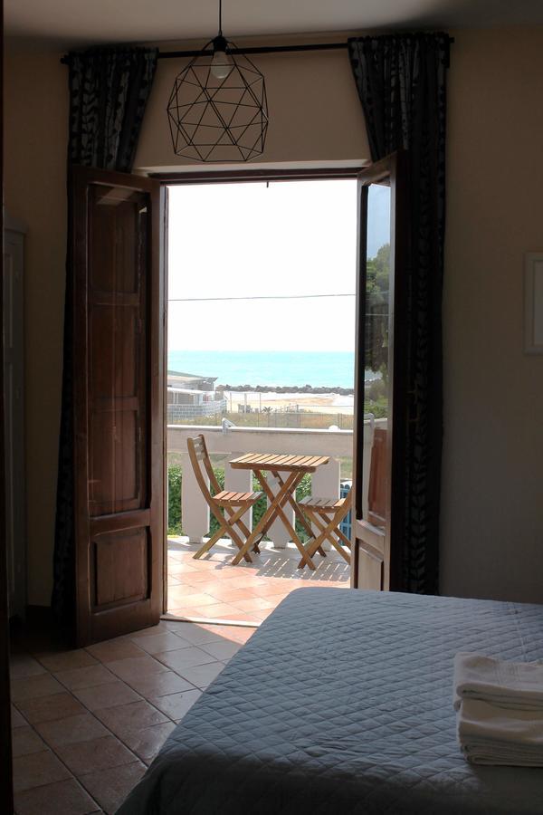 B&B Nettuno סן לאונה מראה חיצוני תמונה