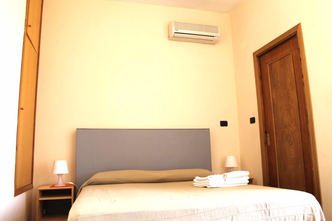 B&B Nettuno סן לאונה מראה חיצוני תמונה